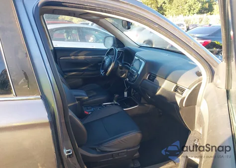 2019 Mitsubishi Outlander Sel z USA, uszkodzony, nr VIN JA4AD3A39KJ001173